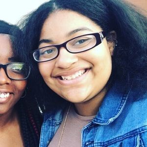 Meet your Posher, Abigail